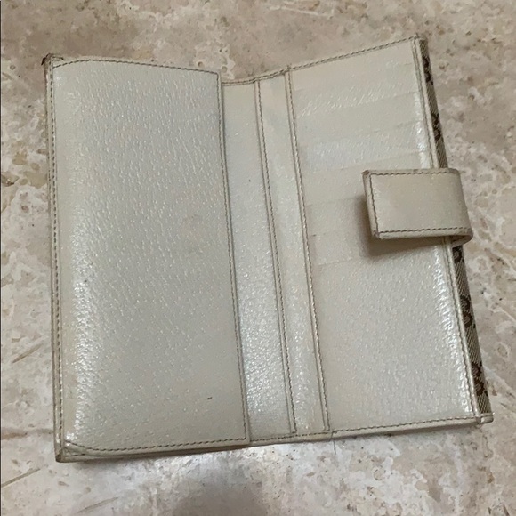 Gucci Wallet - Picture 6 of 7